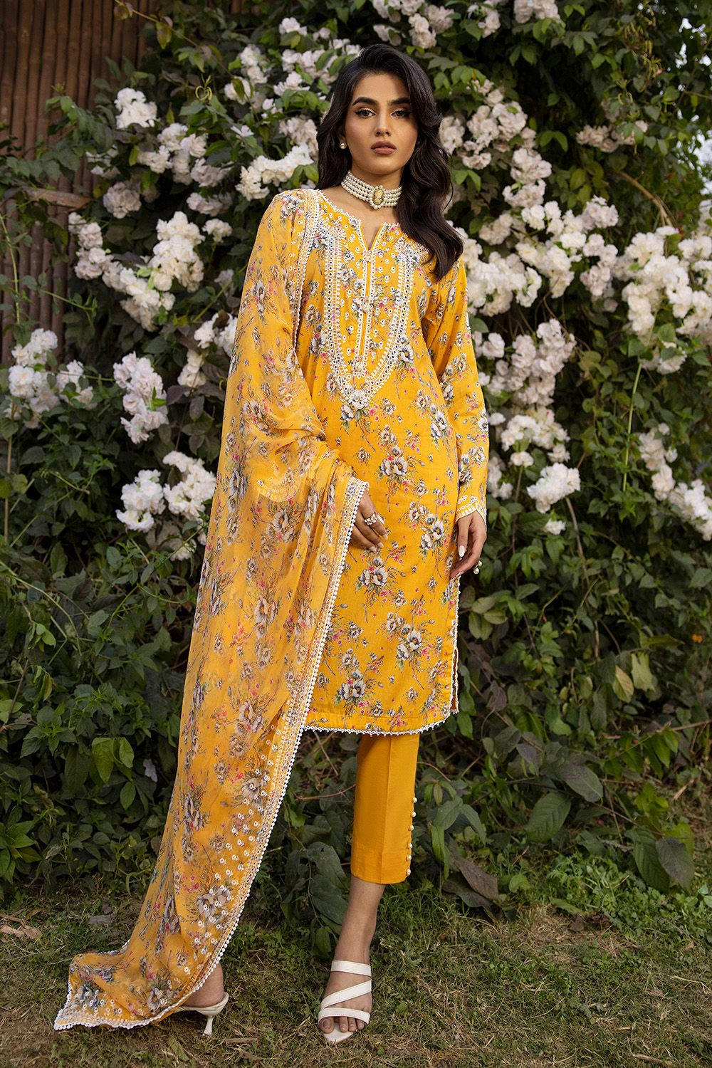 Summer Lawn Collection 2024 - New Designs of GulAhmed Lawn Suits